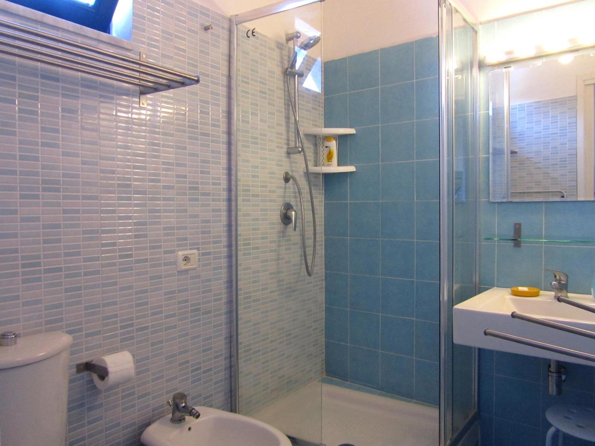 アチレアーレCome In Sicily La Pietra Monacaアパートメント 部屋 写真