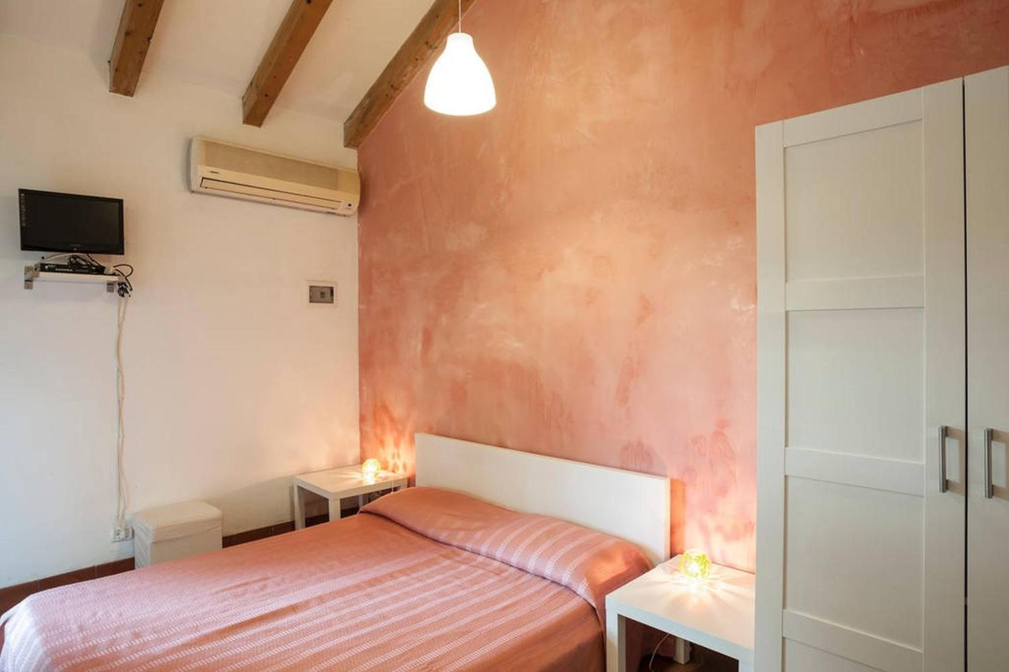 アチレアーレCome In Sicily La Pietra Monacaアパートメント 部屋 写真