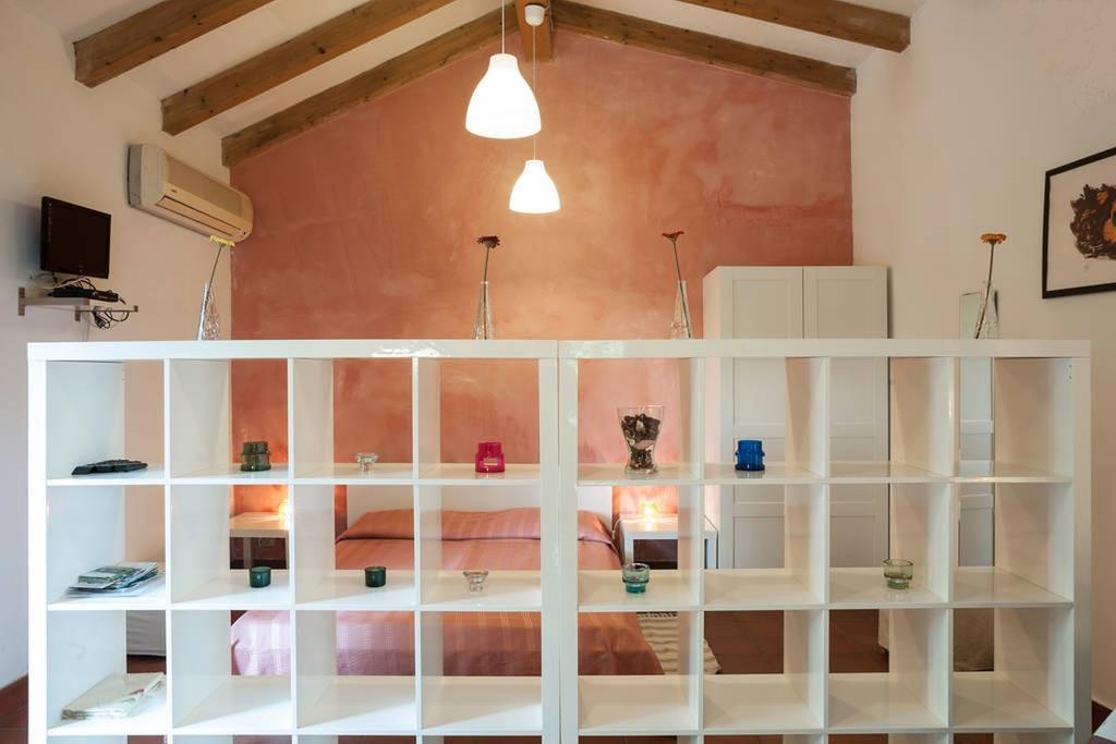 アチレアーレCome In Sicily La Pietra Monacaアパートメント 部屋 写真