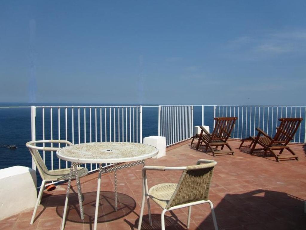 アチレアーレCome In Sicily La Pietra Monacaアパートメント 部屋 写真