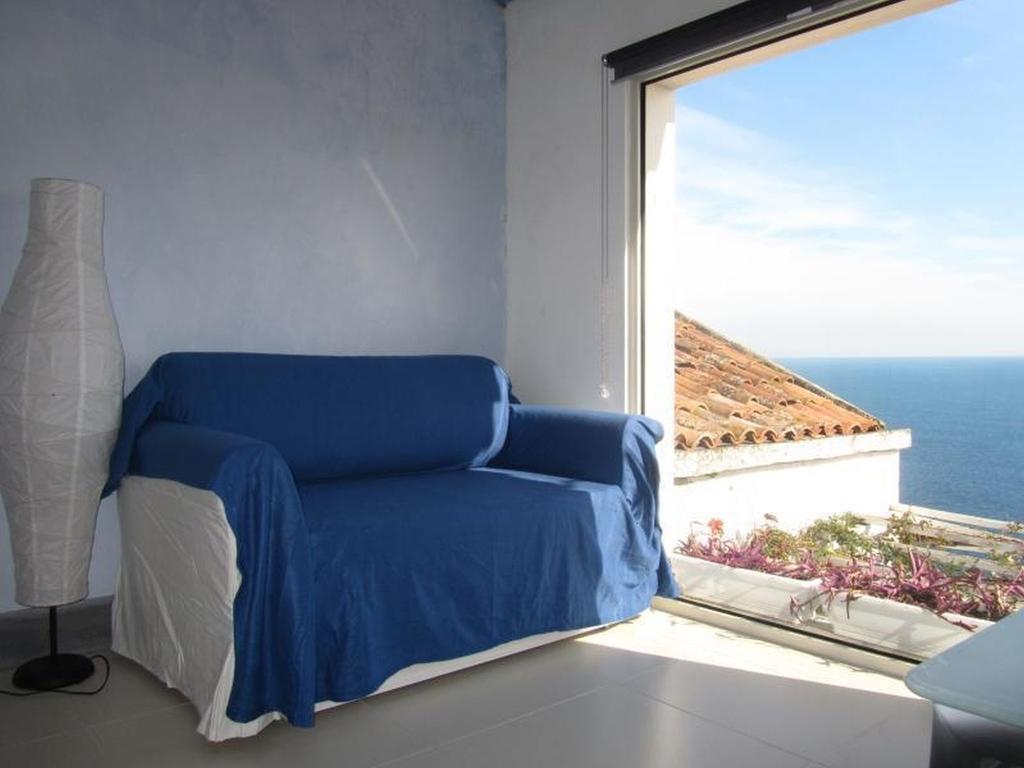 アチレアーレCome In Sicily La Pietra Monacaアパートメント 部屋 写真